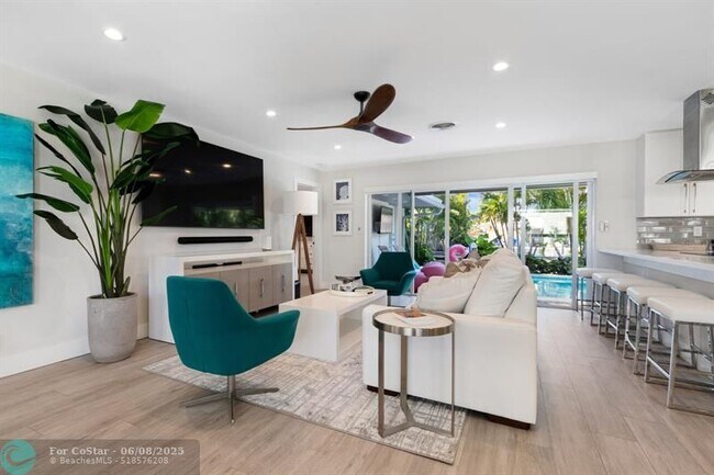 Foto del edificio - 5821 NE 14th Way