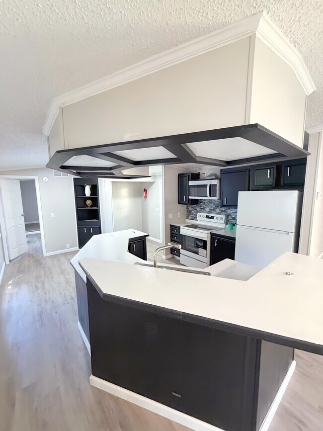 Foto del edificio - 74 Deerwood Park