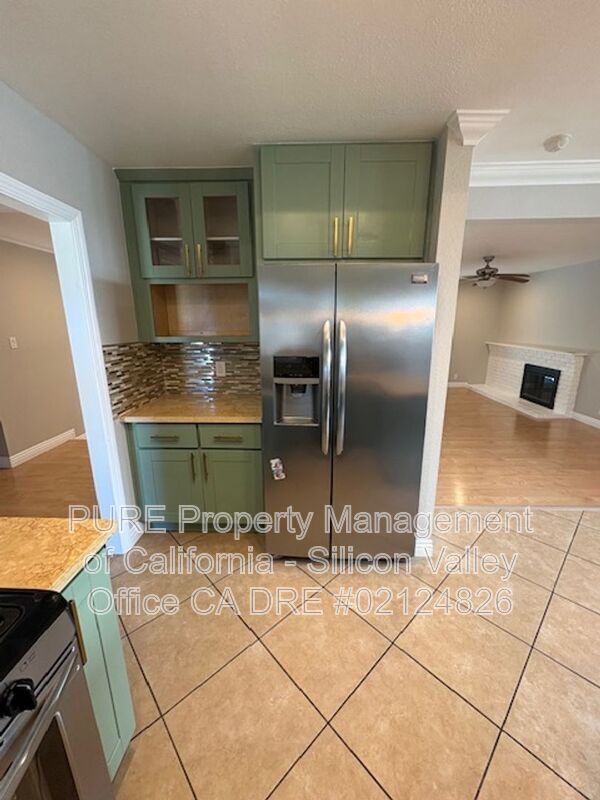 Foto del edificio - 2883 Vía Encinitas