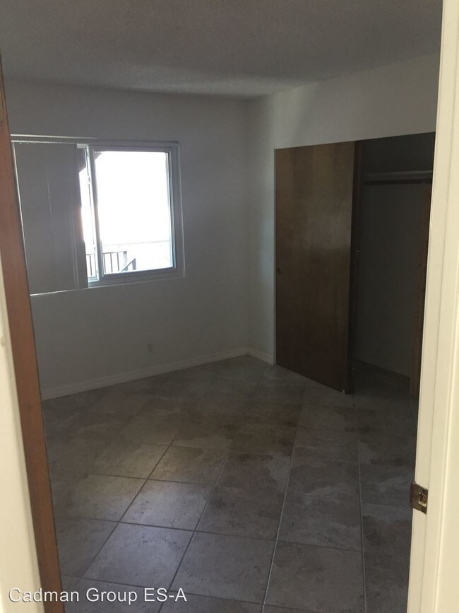 Foto del edificio - 1729 E Pine Ave