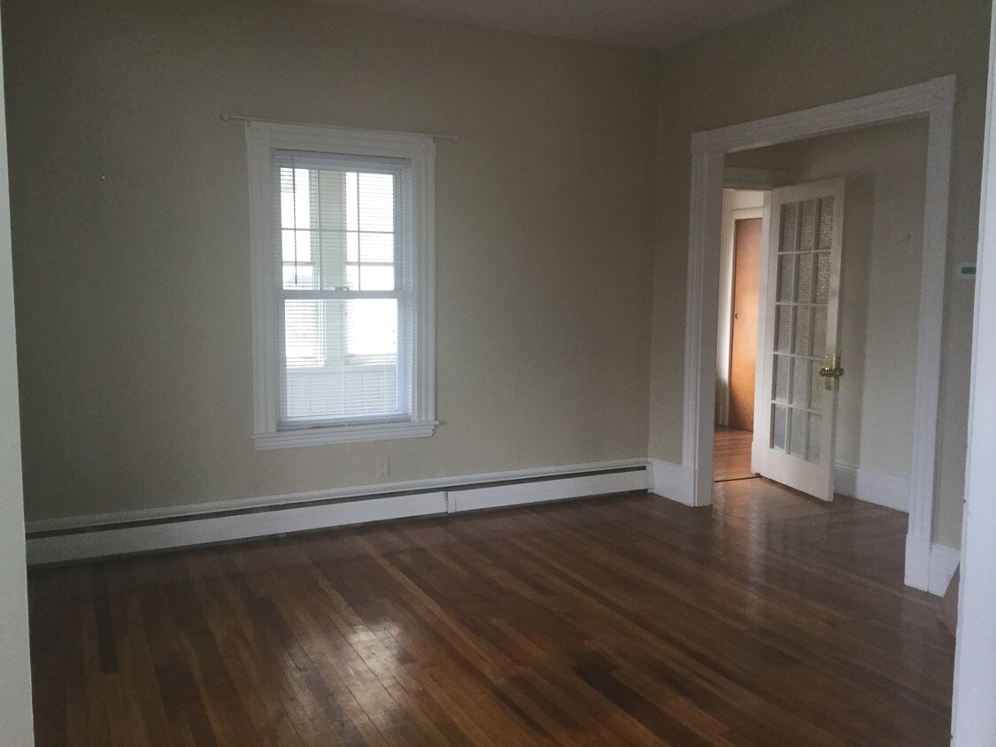 Foto principal - 42 Belmont St