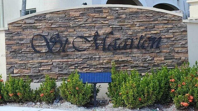 Foto del edificio - 8960 NW 97th Ave