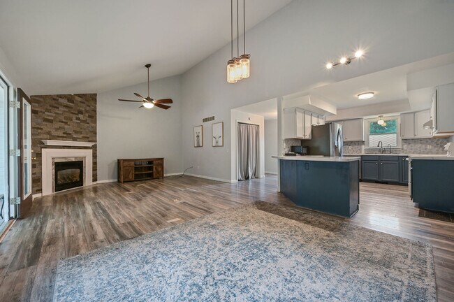 Foto del edificio - 89 Misty Ridge Dr