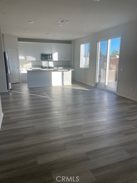 Foto del edificio - 31751 Woodbank Wy