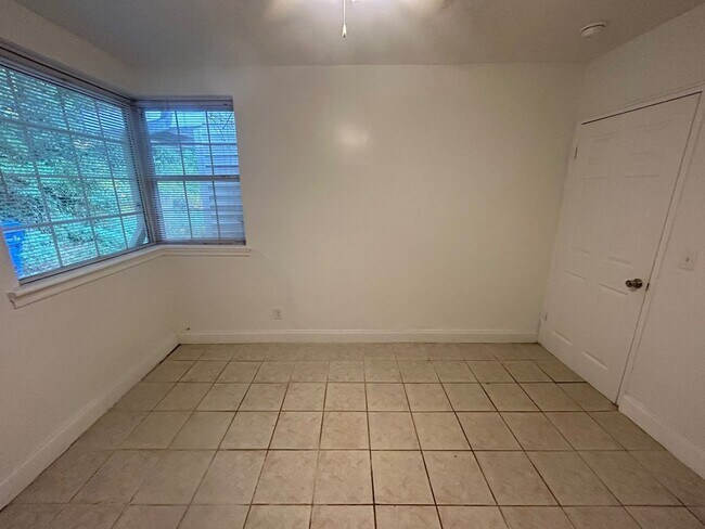 Foto del edificio - 403 Waccamaw Ave