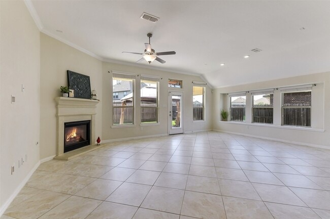 Building Photo - 17515 Cypress Hilltop Wy