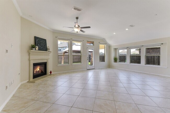 Foto del edificio - 17515 Cypress Hilltop Wy