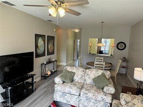 Building Photo - 14970 Vista View Way
