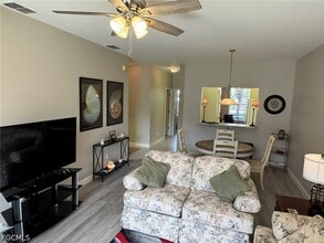 Building Photo - 14970 Vista View Way