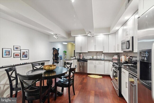 Building Photo - 844-46-846 N 29th St