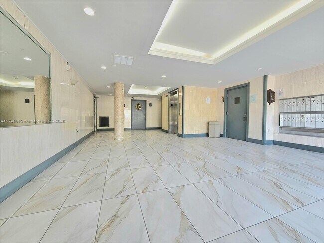 Foto del edificio - 1250 NE 125th St