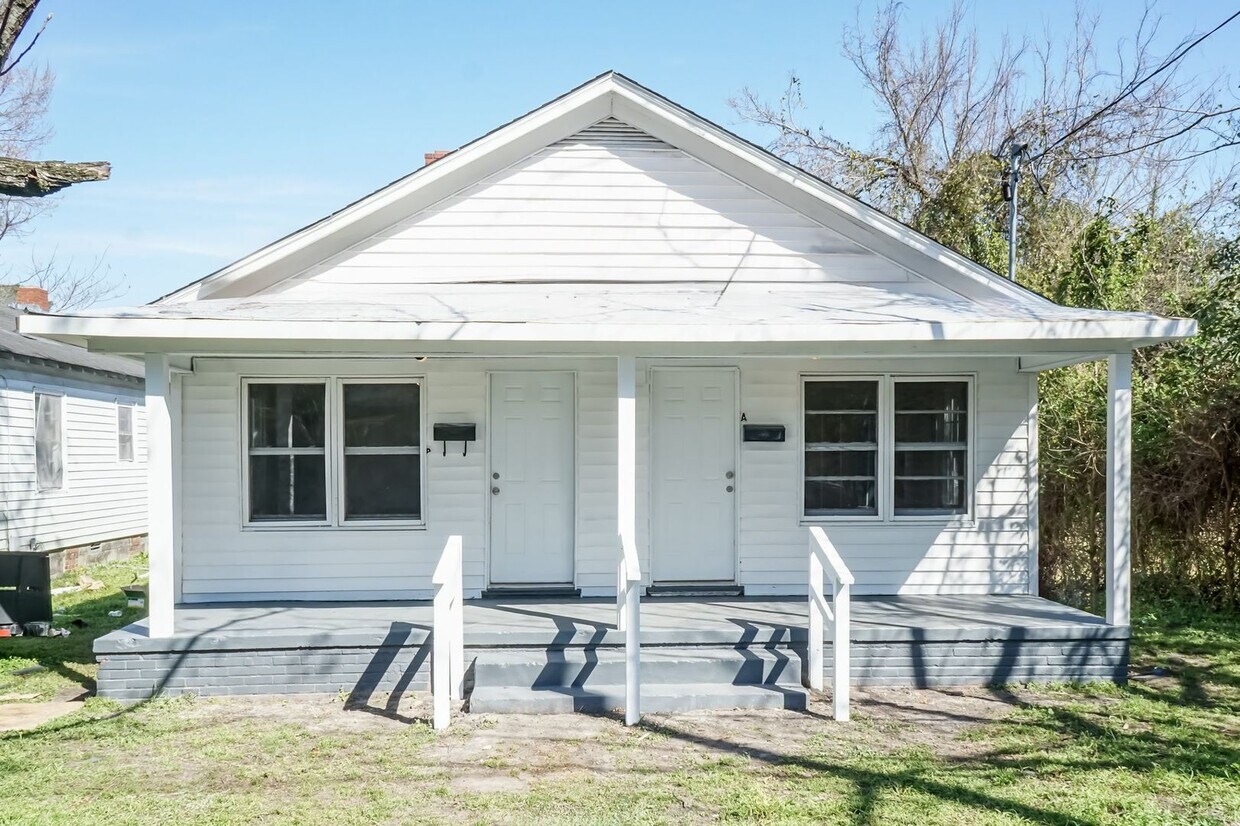 Primary Photo - 1220 Battle St