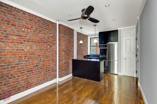 Building Photo - 438 W 52nd St