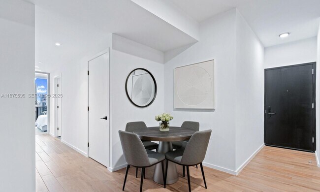 Foto del edificio - 398 NE 5th St