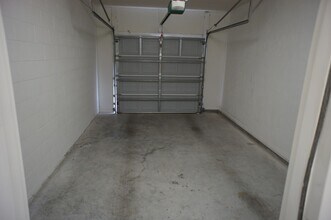 Building Photo - 13200 W Newberry Rd