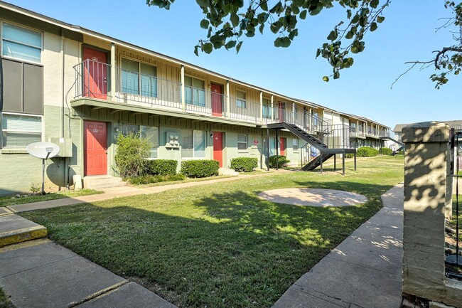 Interior Photo - The Shelton Apartments