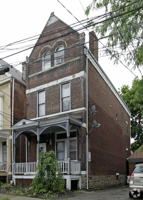 Primary Photo - 215 Bosley St