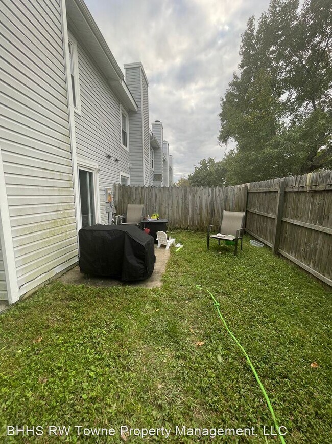 Foto del edificio - 3 br, 2.5 bath House - 840 Quesnel Drive