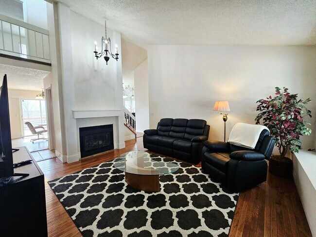 Building Photo - 7486 Liberty Bell Dr