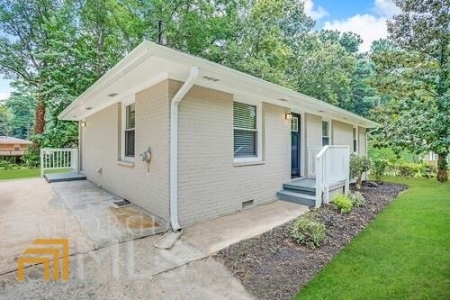 Building Photo - 277 Rocking Hill Dr SW