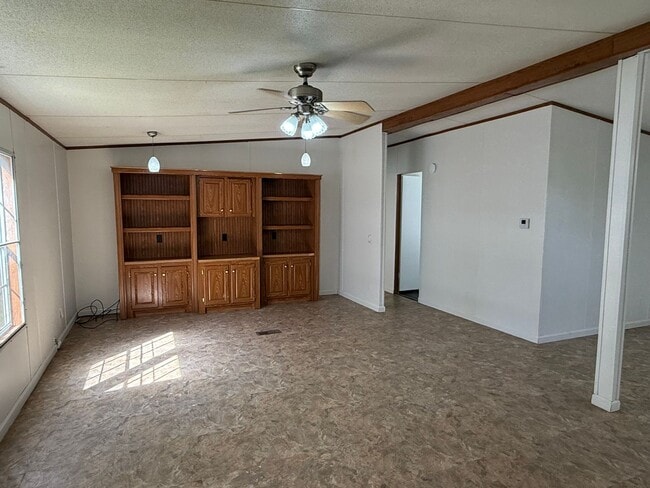 Building Photo - 4-Bedroom Home for Lease | Benton, LA 7100...