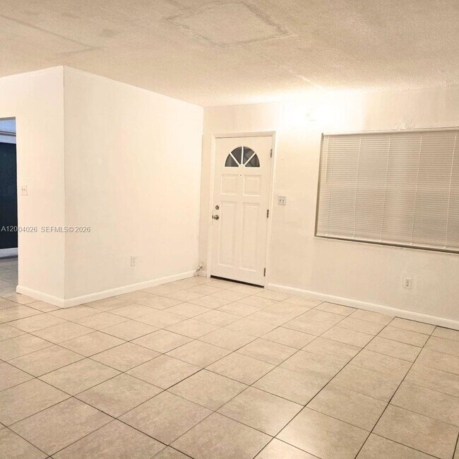 Foto del edificio - 2210 SW 46th Ct