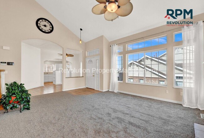Building Photo - Seclusion, Views and serenity!!