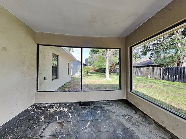 Building Photo - 696 Blueberry Dr