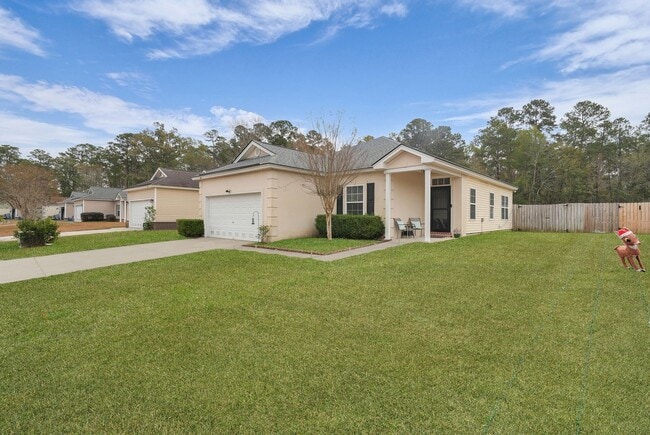 Building Photo - Charming 3BR Home in Richmond Hill with Pond View & Great Location!