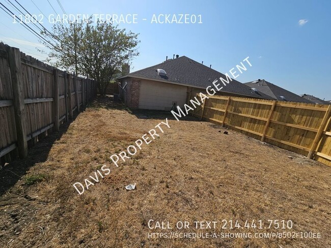 Building Photo - 11802 GARDEN Ter