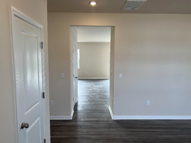 Foto del edificio - 3524 Arctic Brook St