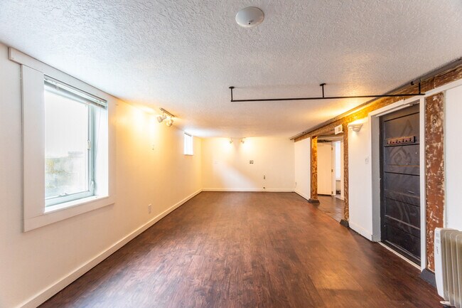 Foto del edificio - 107 NE 74th Ave