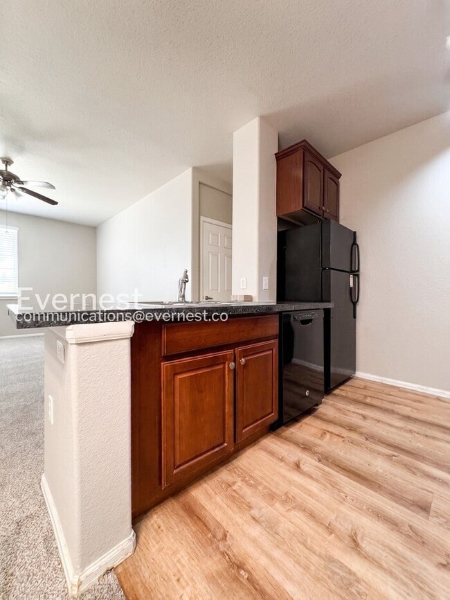 Building Photo - 2682 S Cathay Way