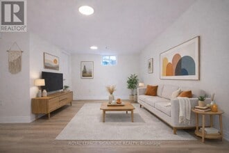 Building Photo - 5 Twentieth St