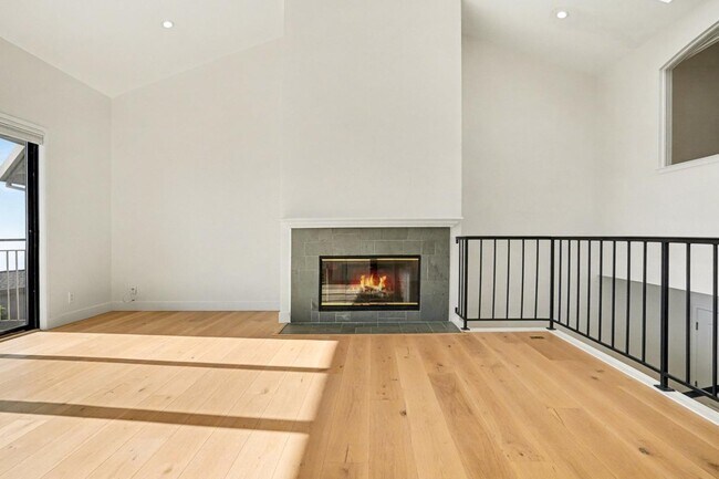 Building Photo - 29 Starview Dr