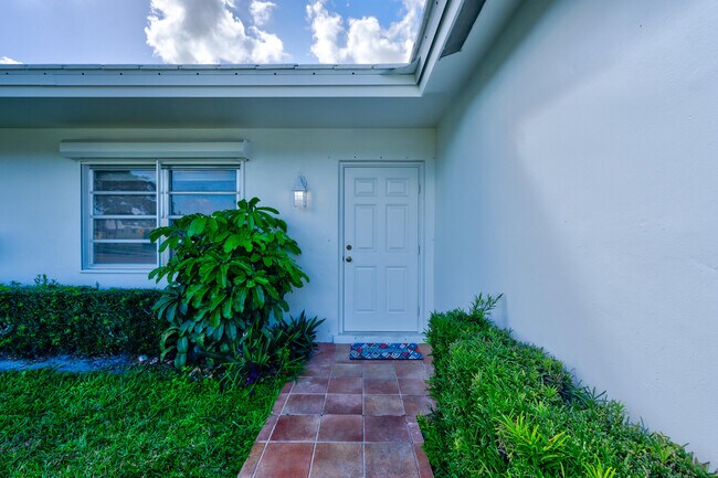 Foto del edificio - 1299 SW 12th Ave