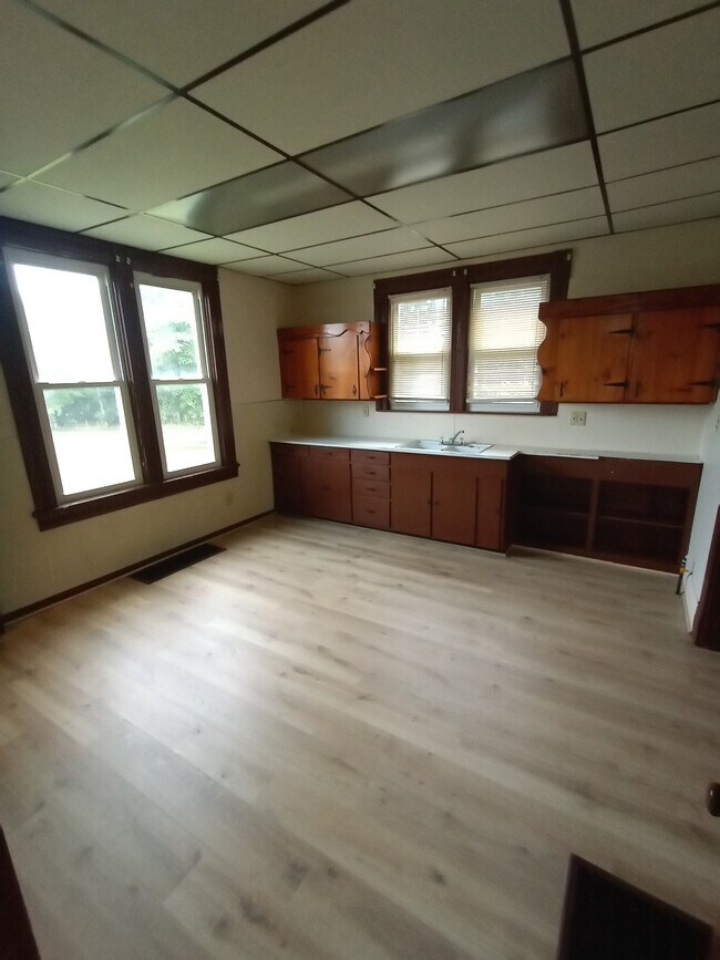 Foto del edificio - 445 Oak Ave SE