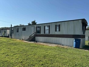 Building Photo - 331 Oak Grove Rd