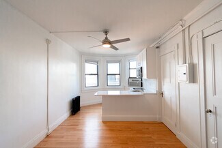 Building Photo - 65 Saint Botolph St