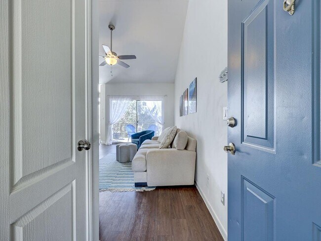 Building Photo - 6000-17 Shepherd Mountain Cove