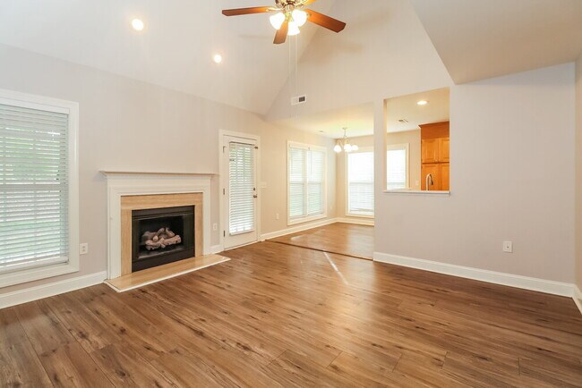 Foto del edificio - 1052 Enderbury Dr