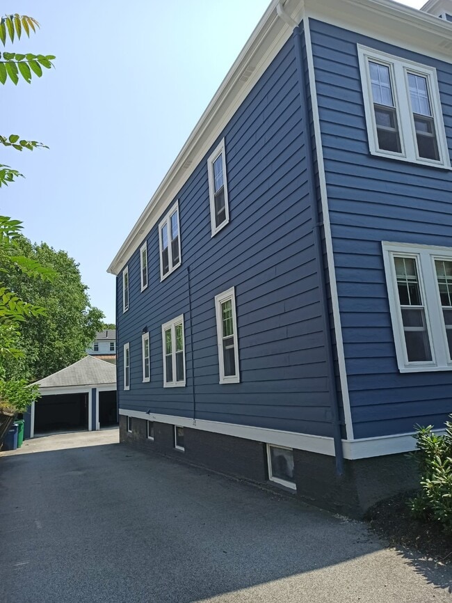 Building Photo - 36 Crosby Rd