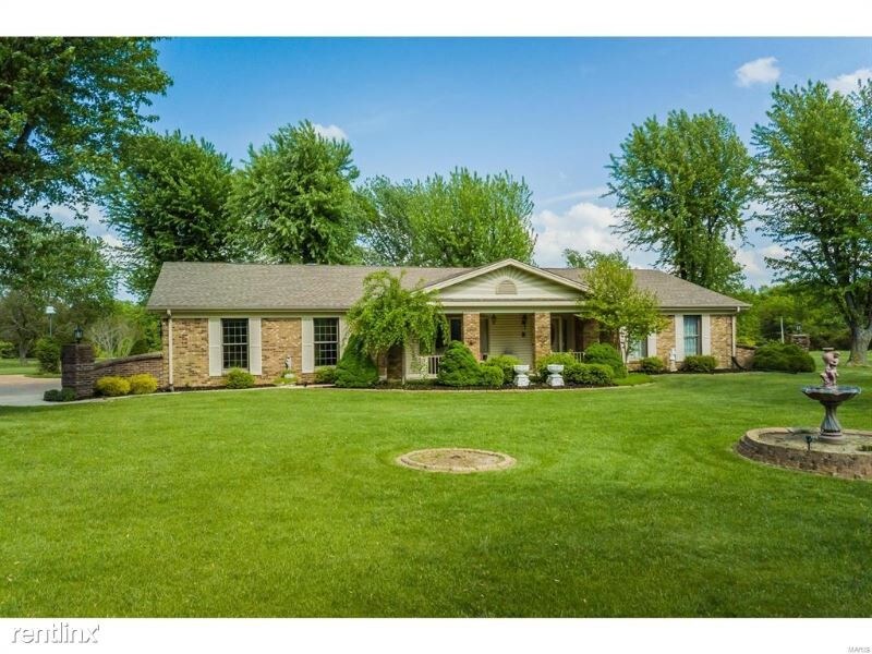 Primary Photo - 4 br, 3 bath House - 1728 N Hwy 47