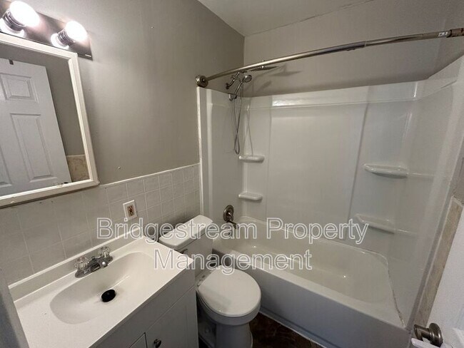 Foto del edificio - 2315 Nomad Ave