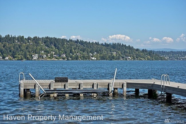 Foto del edificio - 7736 Seward Park Ave S