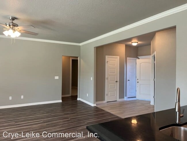 Building Photo - 4 br, 2.5 bath House - 4338 Leafield Street