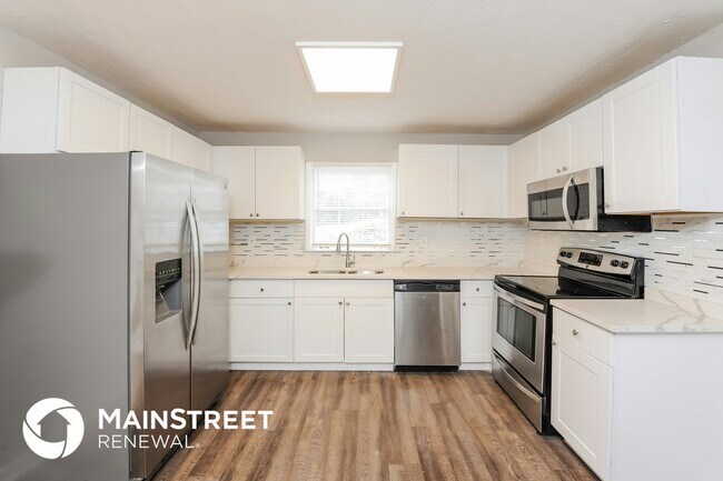 Building Photo - 4381 Hardwood Cir SW