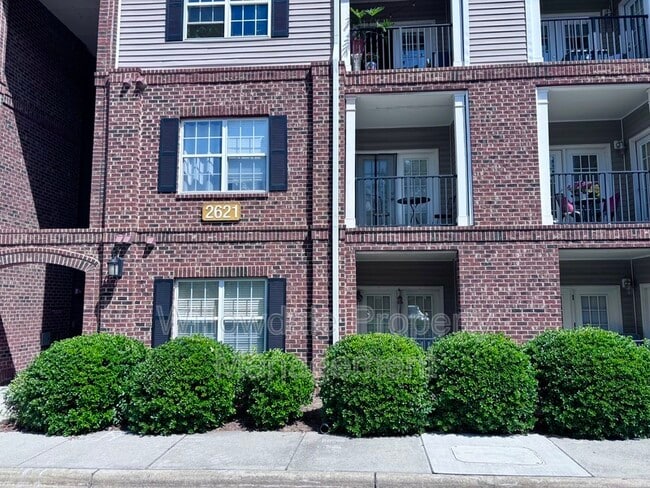 Building Photo - 2621 Oldgate Dr