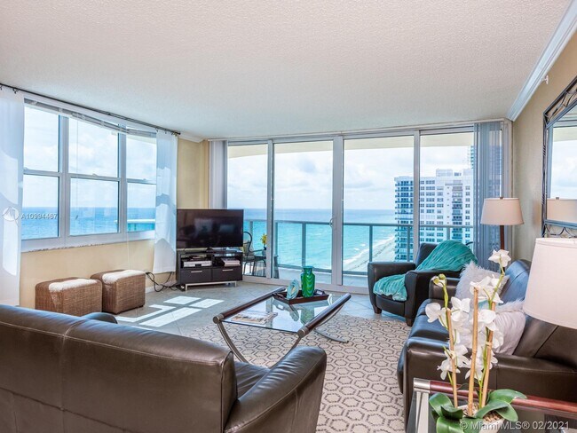 Building Photo - 2501 S Ocean Dr