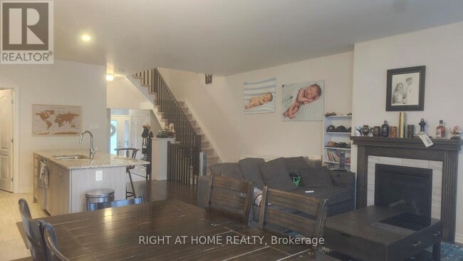 Building Photo - 607 Egret Way